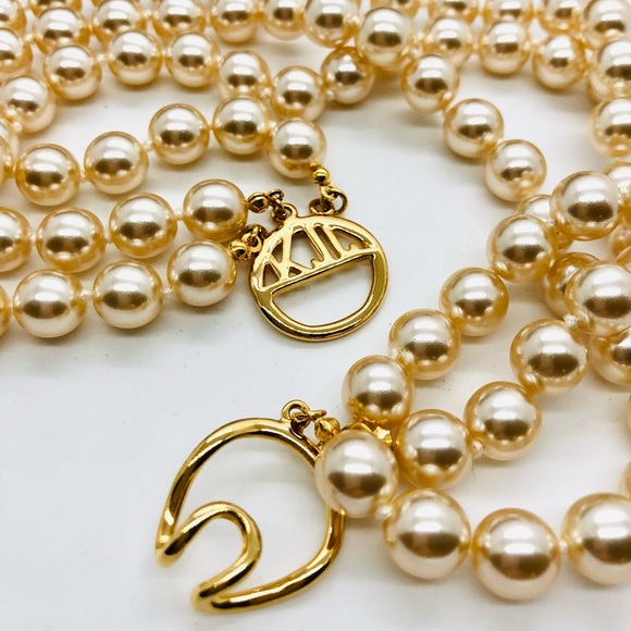 Vintage KENNETH J LANE Pearl Necklace - Picture 14 of 15
